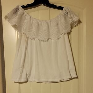 Elegant White Off-Shoulder Lace Top Size Med